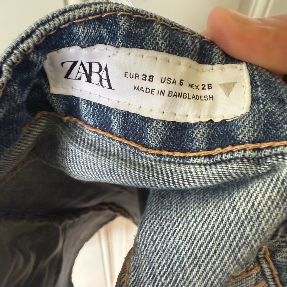 Zara High Rise Denim Jean Shorts - Picture 3 of 5